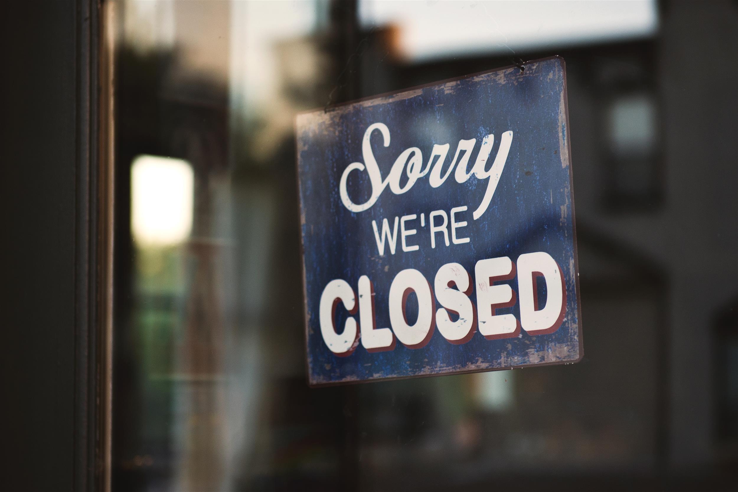 Stock photo of a closed sign